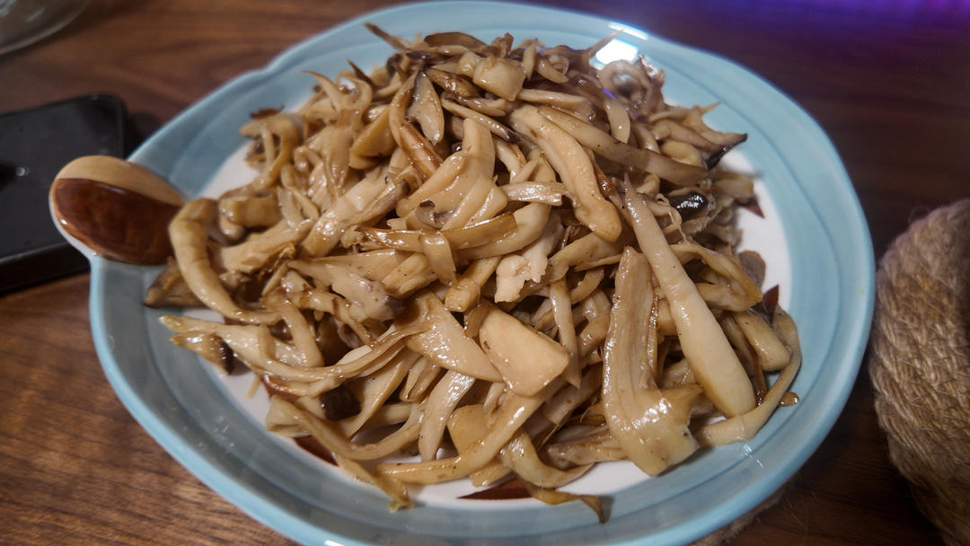 会上瘾的手撕杏鲍菇