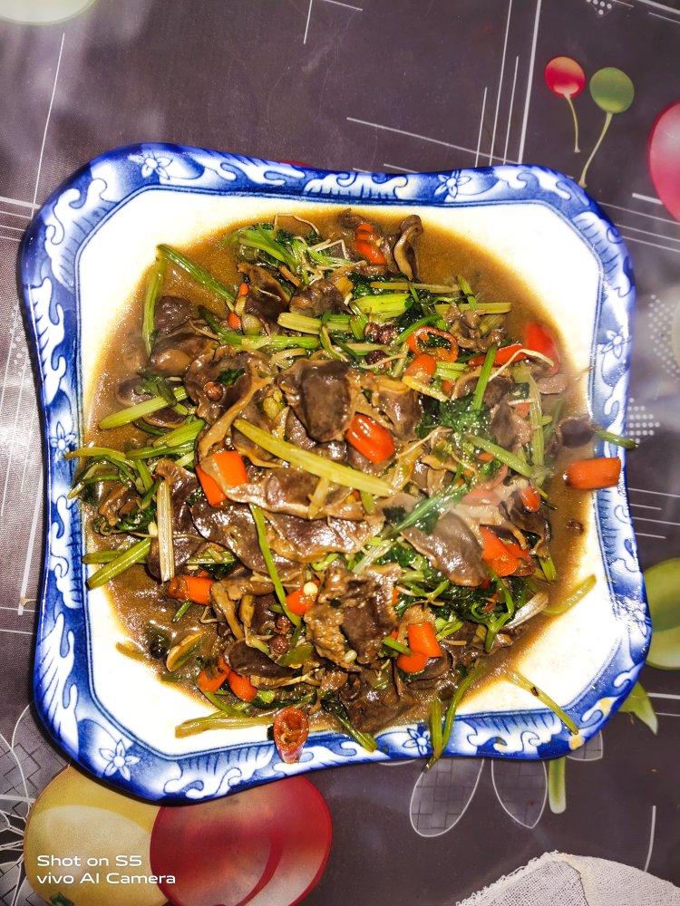 爆炒鸭胗/鸡胗