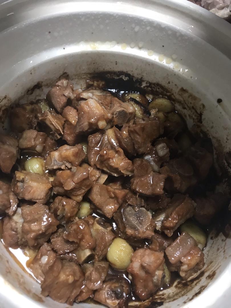广式啫啫排骨煲