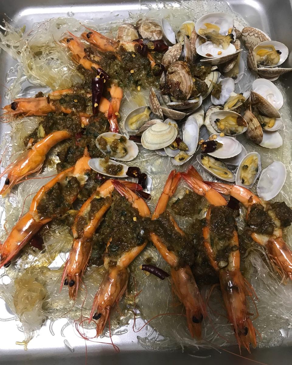 蒜蓉粉丝烤花蛤虾（烤箱版）