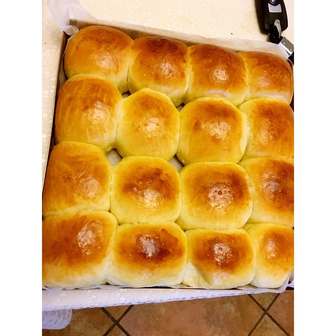 炼乳奶油餐包