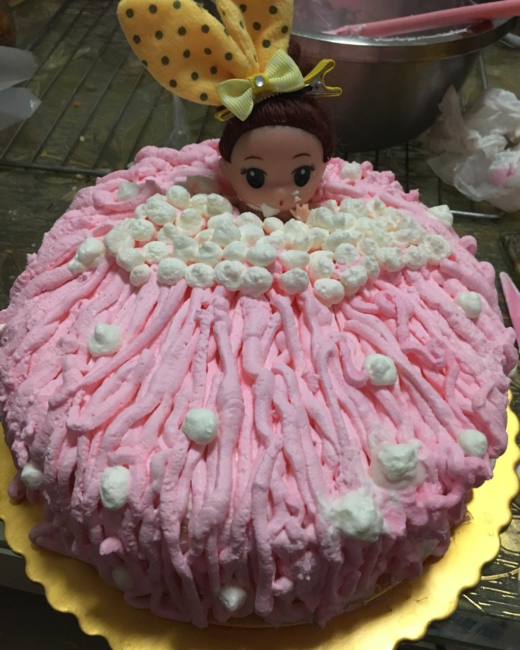 详细步骤制作泡泡浴娃娃蛋糕
