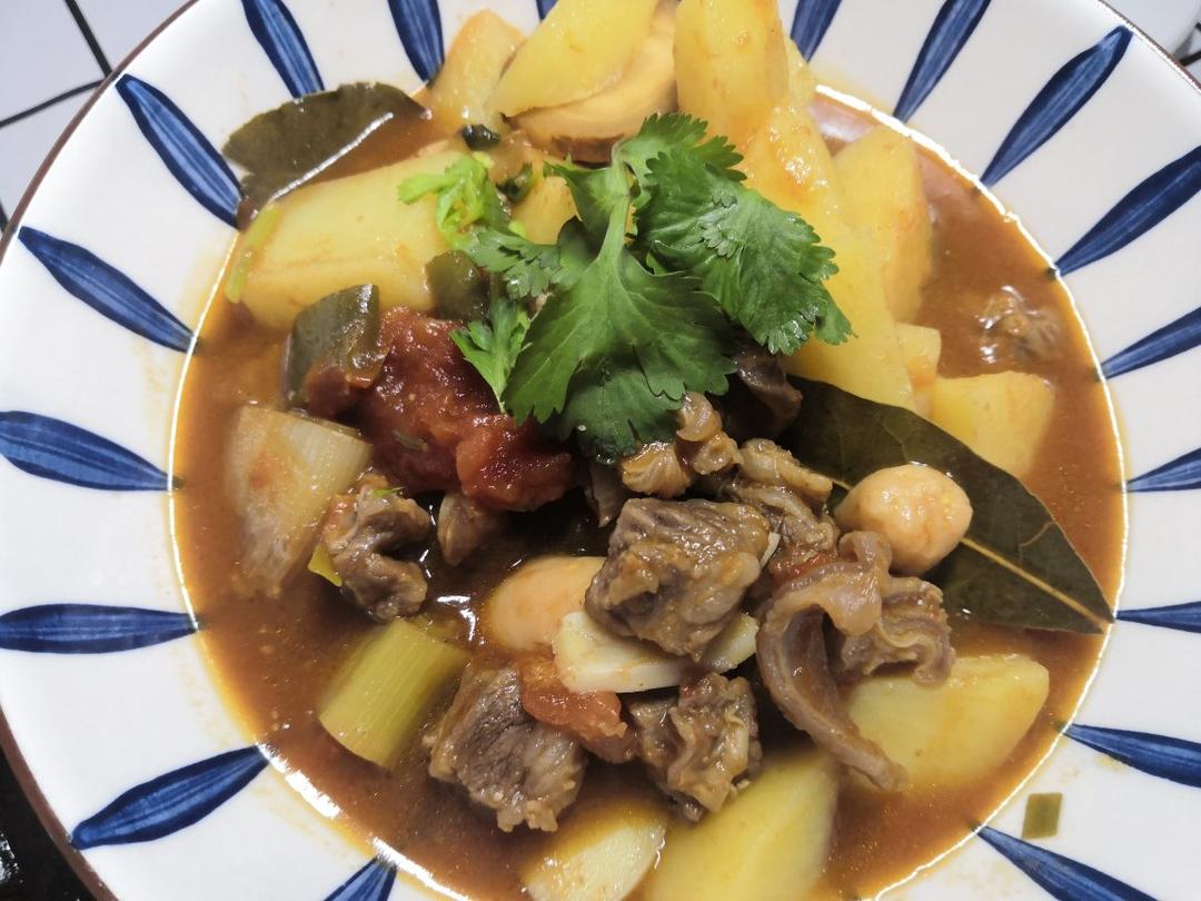 番茄土豆炖牛腩