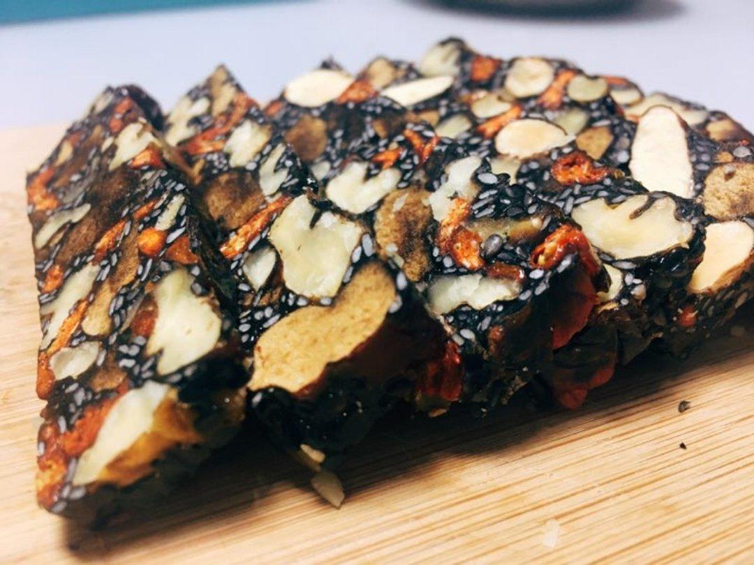 阿胶糕（固元膏）