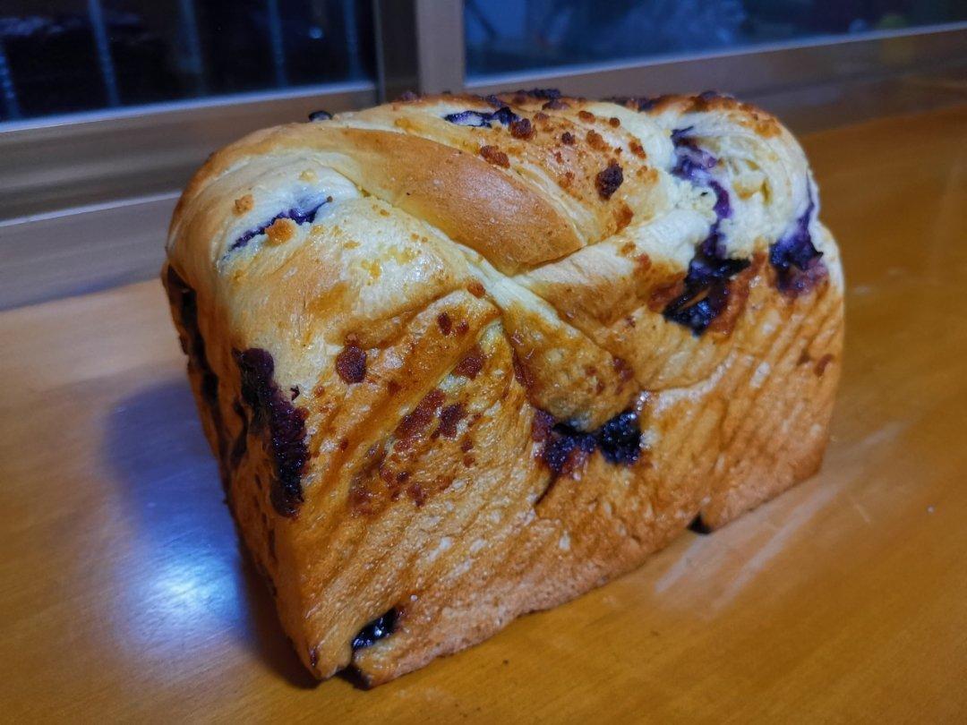 红茶奶酥吐司