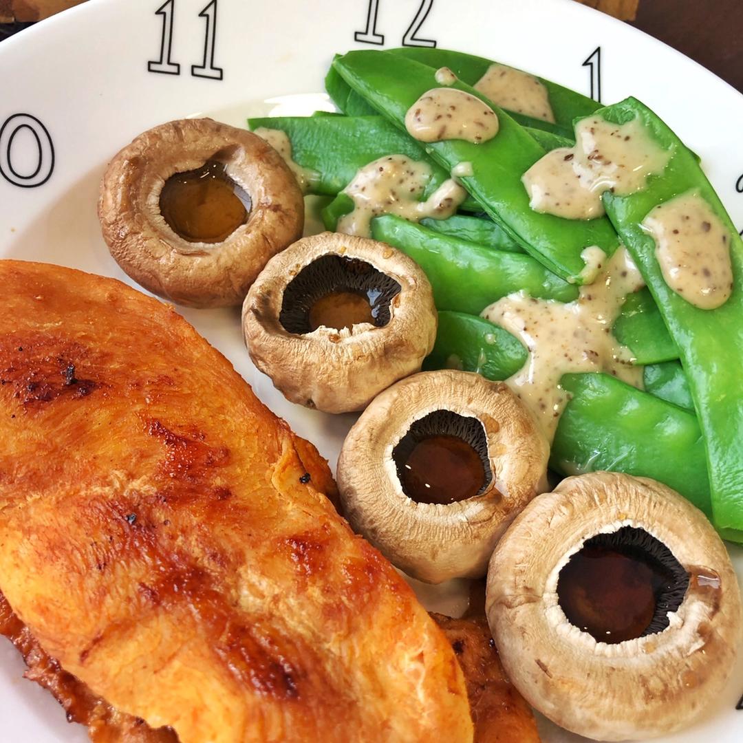 低脂无油鸡胸配口蘑的做法