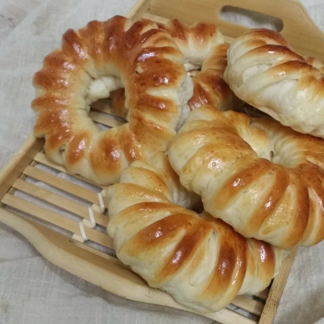 中种蜂蜜牛奶面包