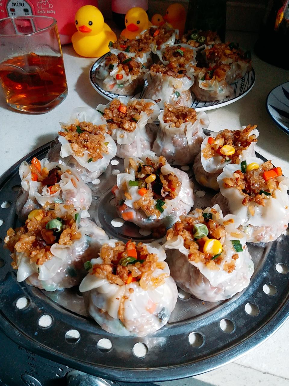 饺子皮版糯米烧麦的做法