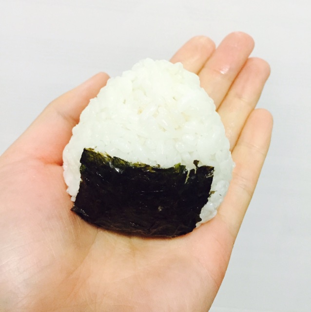 盐饭团。