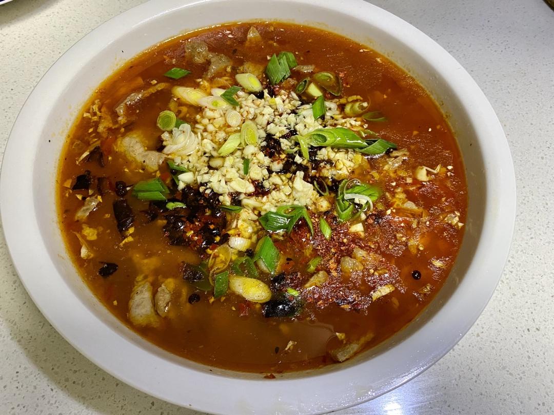 厨师长教你：“水煮肉片”的正宗做法，这味道真的很四川