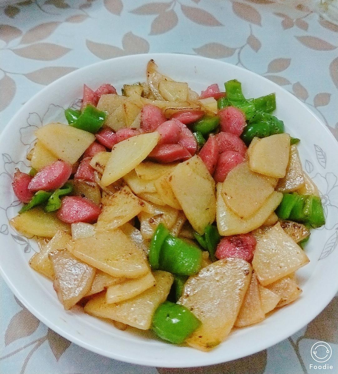 土豆片炒香肠