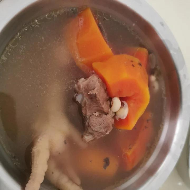 木瓜眉豆鸡脚汤