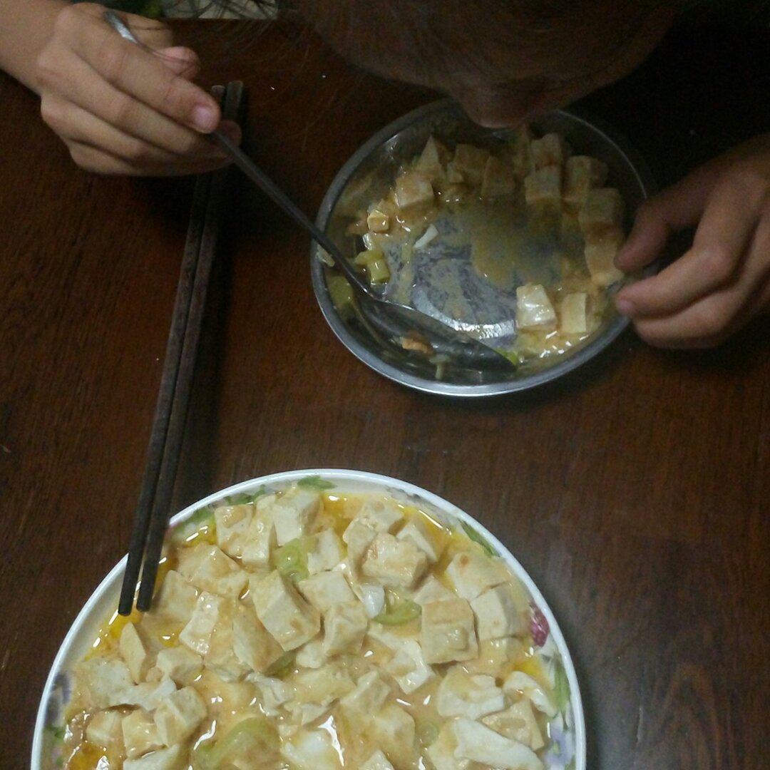 咸蛋烧豆腐～～孩子爱吃的下饭菜！
