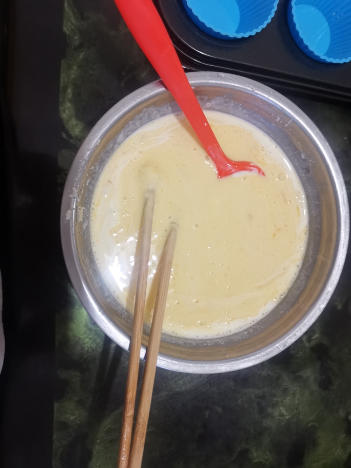 豆渣，奶油，鸡蛋，蜂蜜的碰撞的做法 步骤2