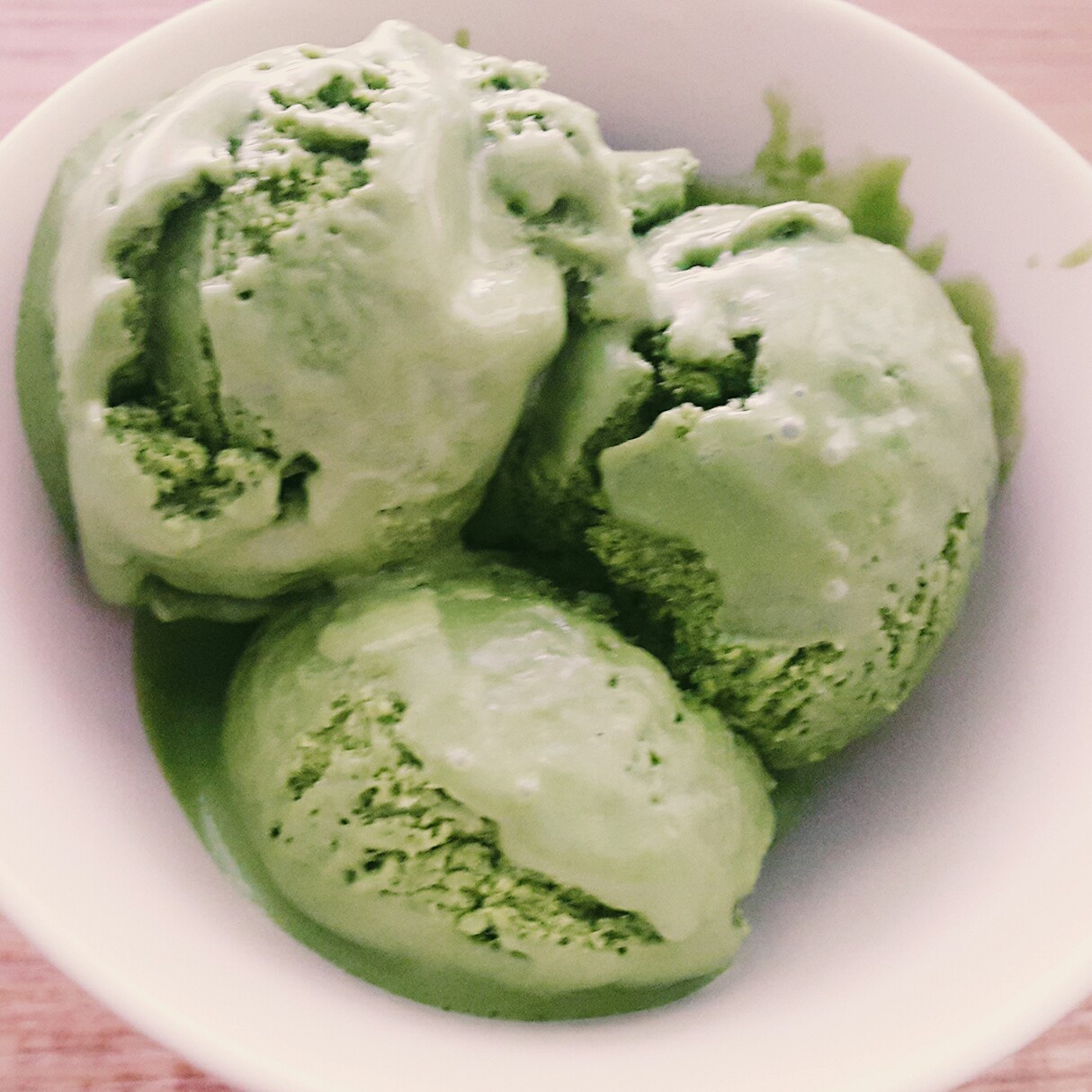 抹茶白巧冰淇淋