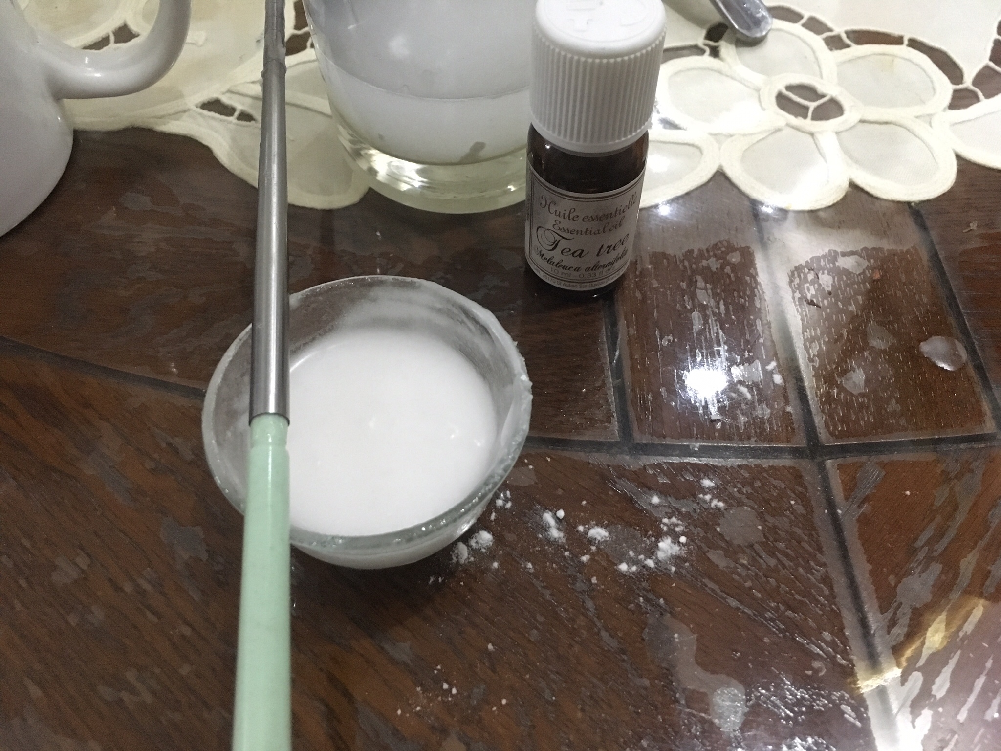 DIY牙膏 小苏打椰油配方