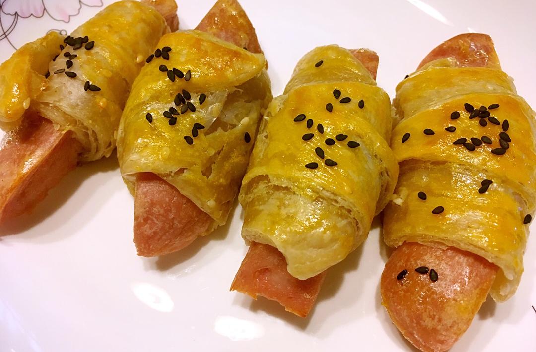 香酥香肠卷