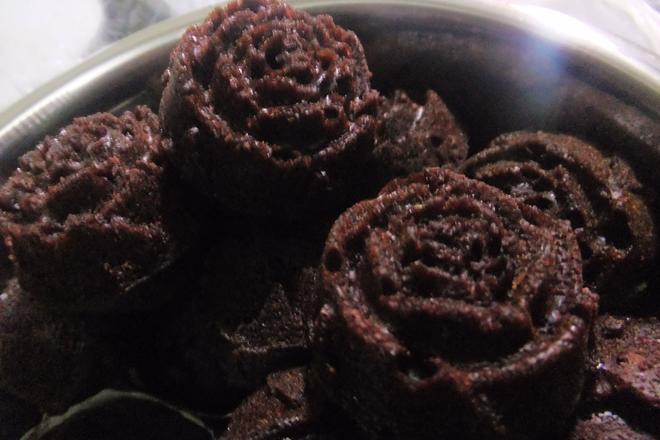 巧克力玫瑰蛋糕的做法