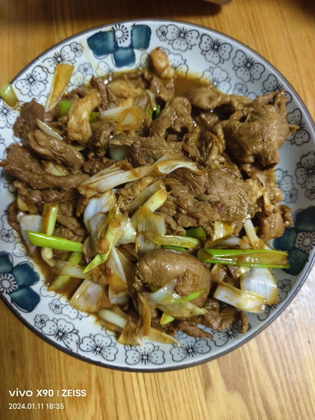 【嗷呜】老北京葱爆羊肉