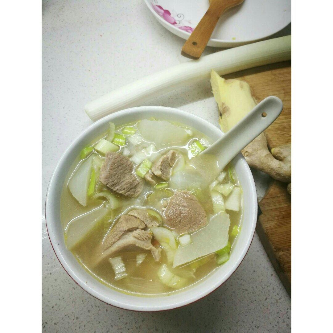 羊肉炖白萝卜