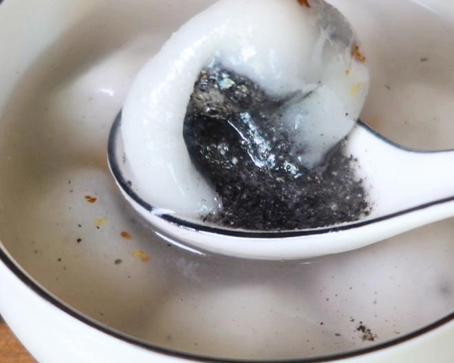 美食达摩院丨正宗宁波水磨汤圆，白猪油，黑芝麻，那叫一个香！的做法