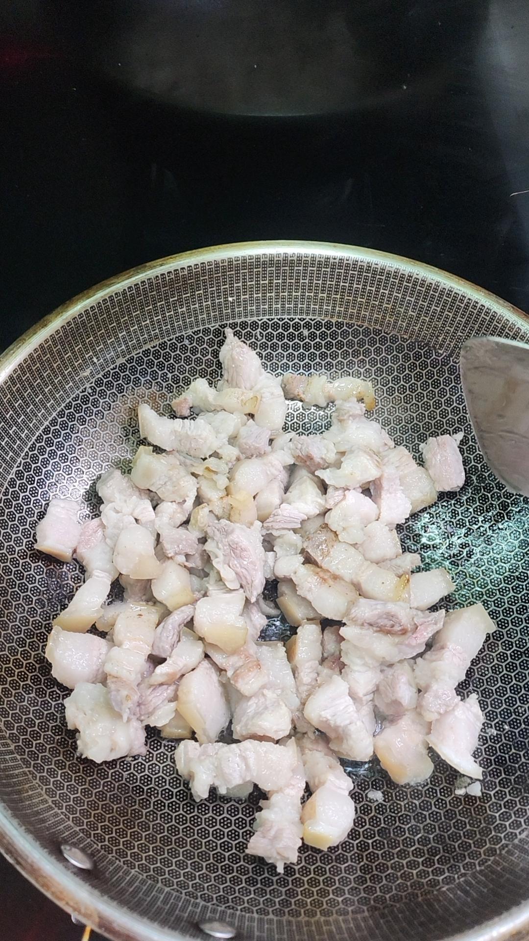 不焯水不放油的家常红烧肉