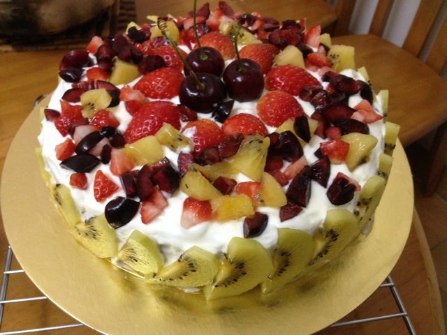 草莓鲜奶油蛋糕