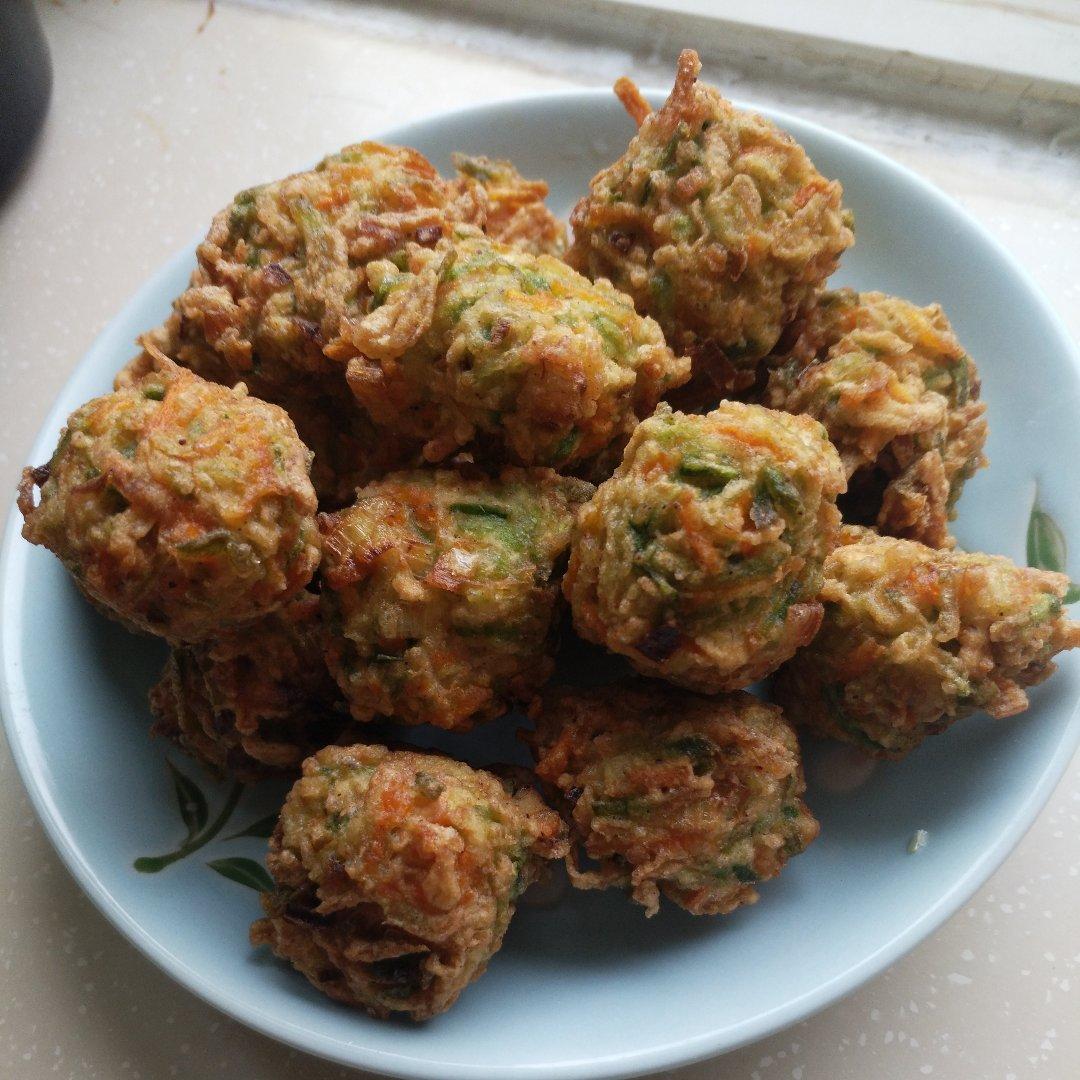 潍坊炸萝卜丸子