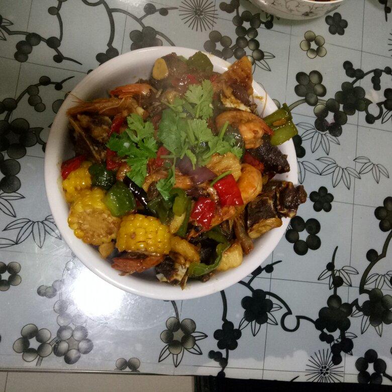 香辣排骨干锅虾