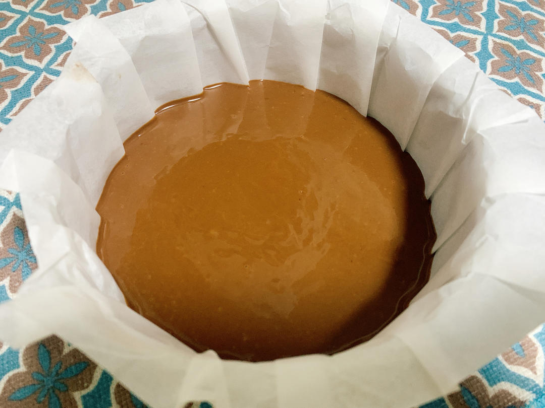 巧克力巴斯克蛋糕