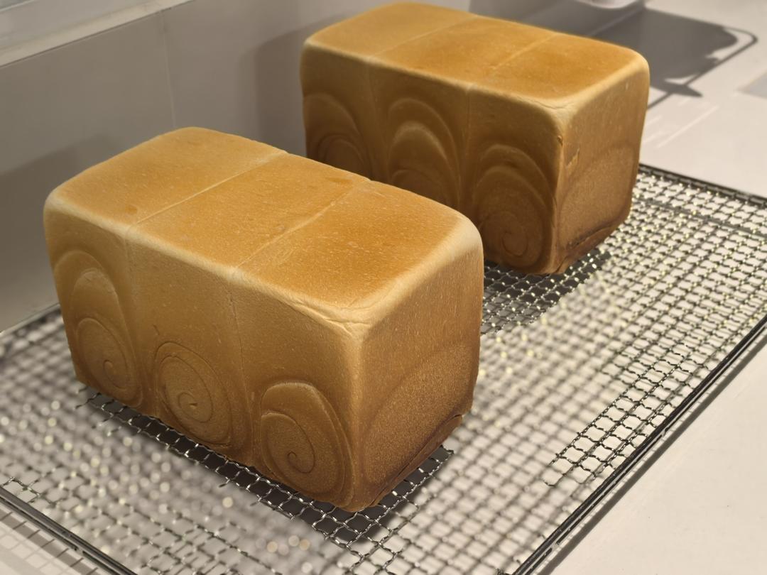 升级版奶香手撕吐司