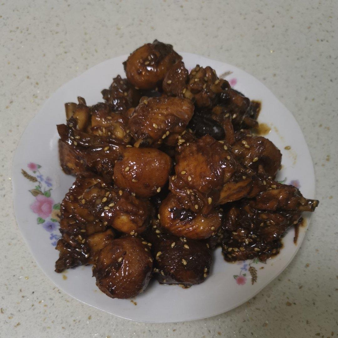 我爱你，从这里一直到月亮
-----去骨鸡翅烧香菇板栗