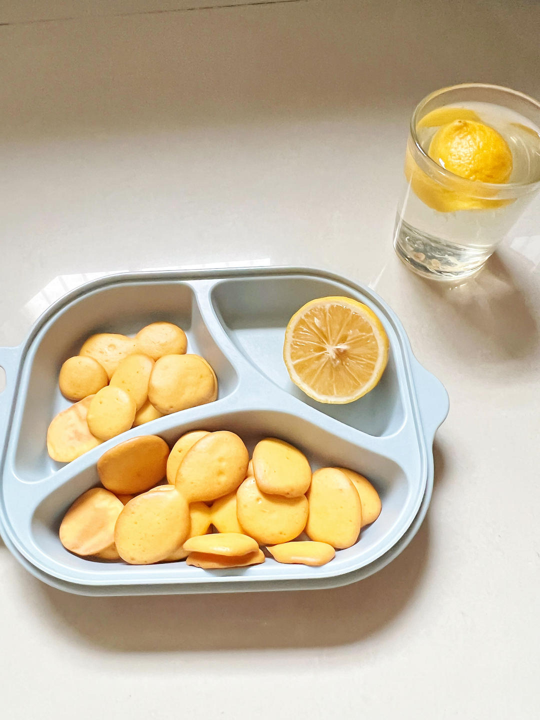 【宝宝辅食】蛋黄小饼干的做法