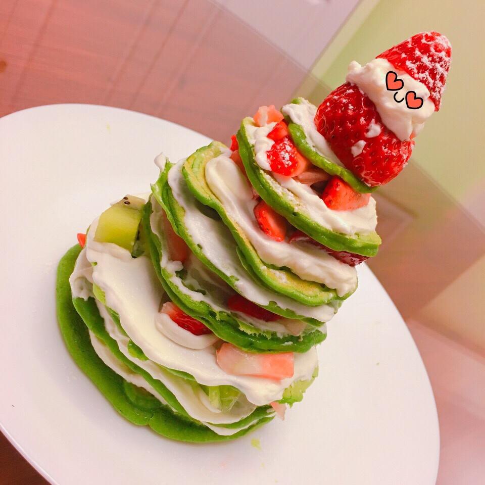 圣诞树水果松饼塔