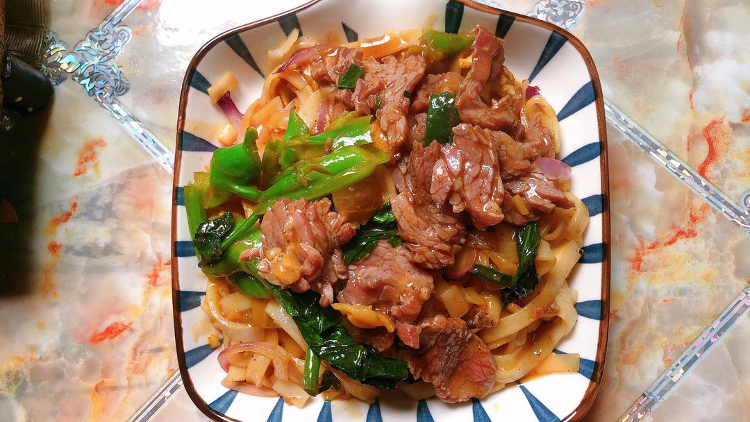 家庭版湿炒牛河的做法