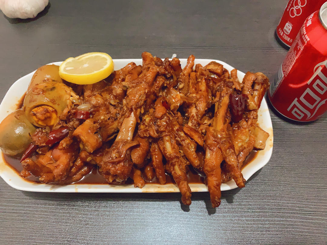 “销魂”卤鸡爪