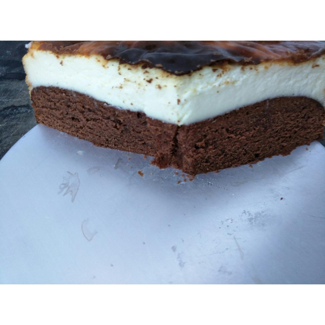 布朗尼芝士蛋糕