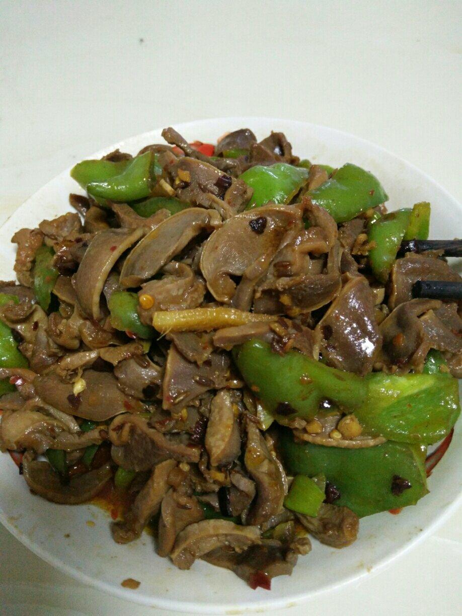 剁椒辣炒鸡胗