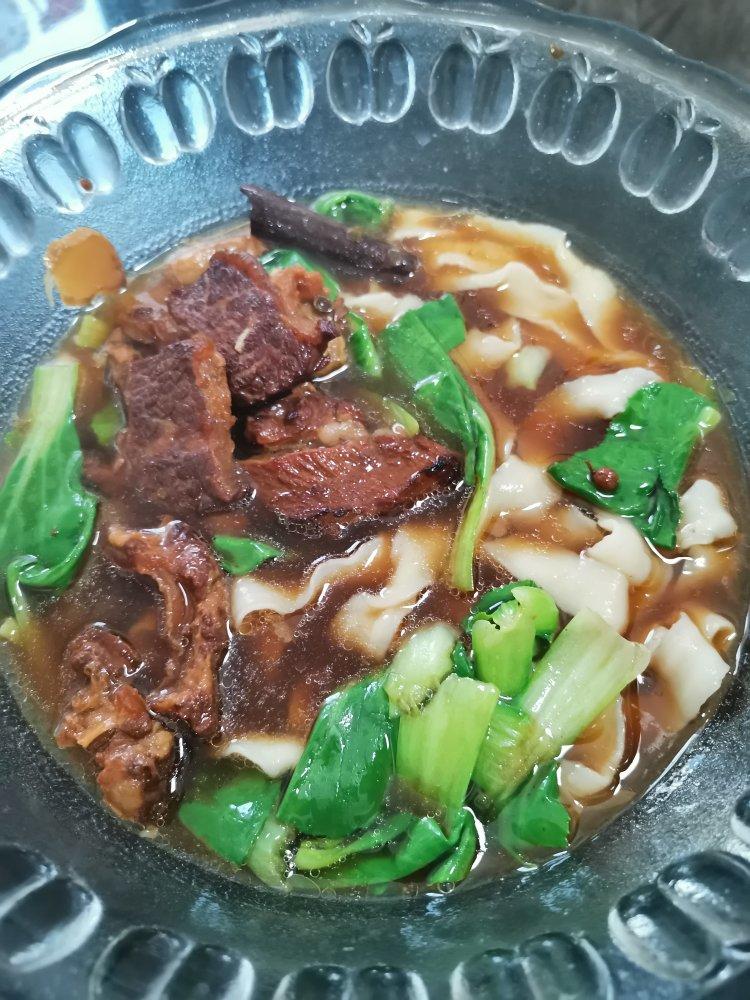 红烧牛肉面