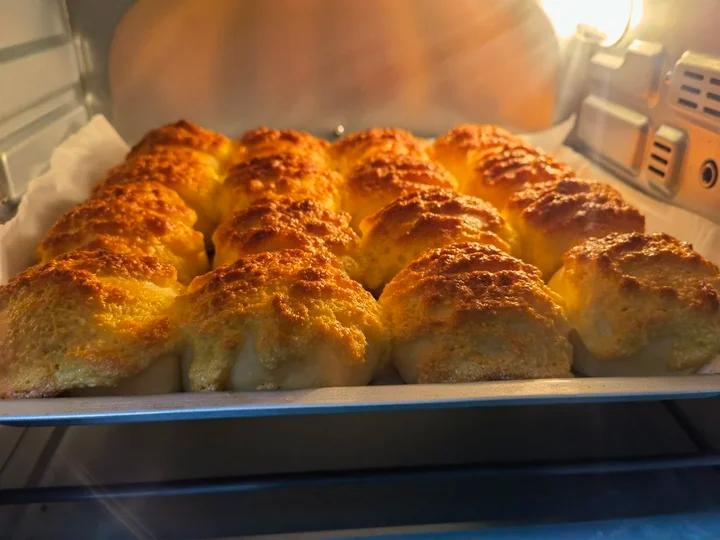 一次发酵同样松软的椰蓉小面包