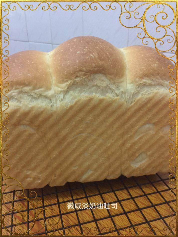 微咸味奶油吐司