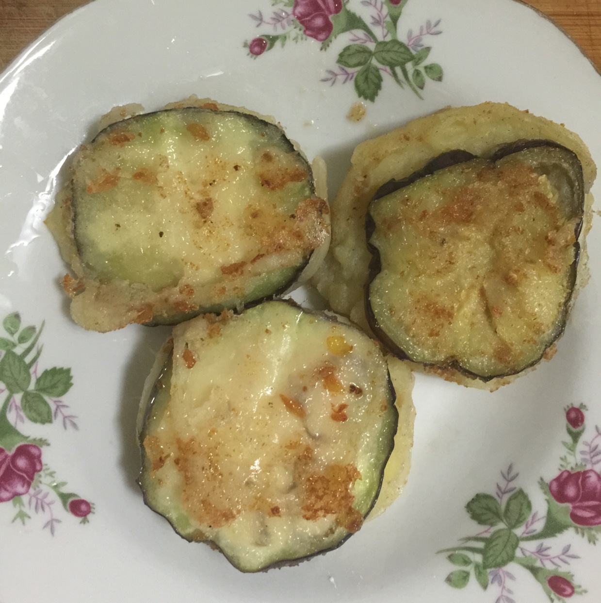 香煎土豆泥茄盒