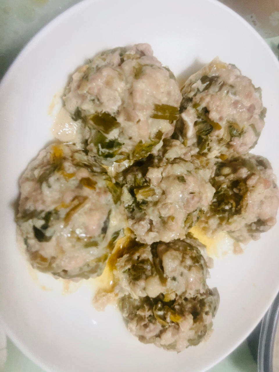 梅干菜鲜肉丸子