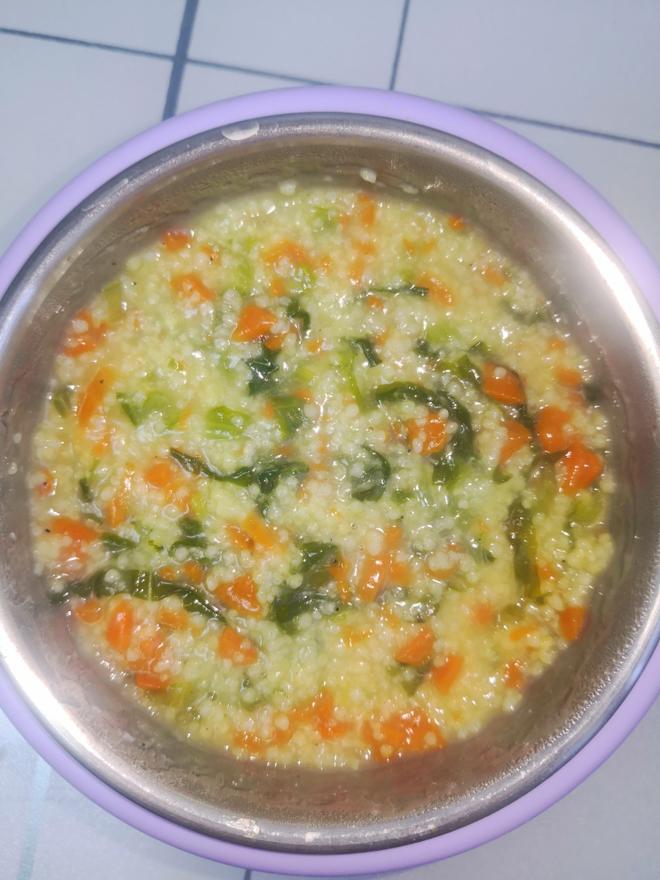 蔬菜小米粥（宝宝可食）的做法