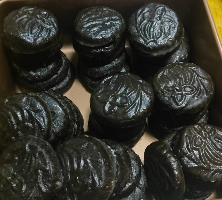 鸡屎藤饼