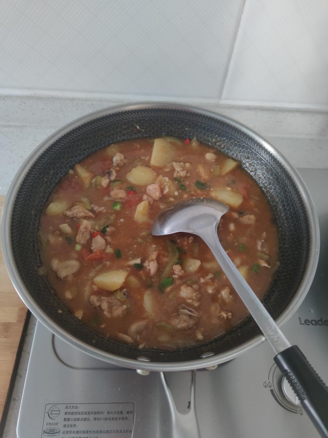 复刻火烧云油焖鸡：史上最简单的下饭神器