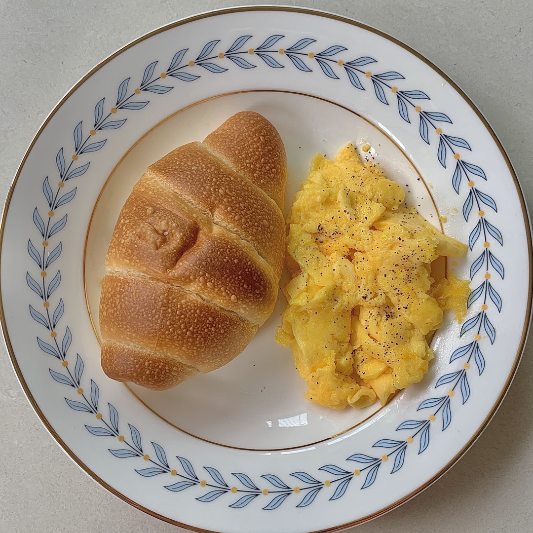 美式炒蛋 scrambled eggs