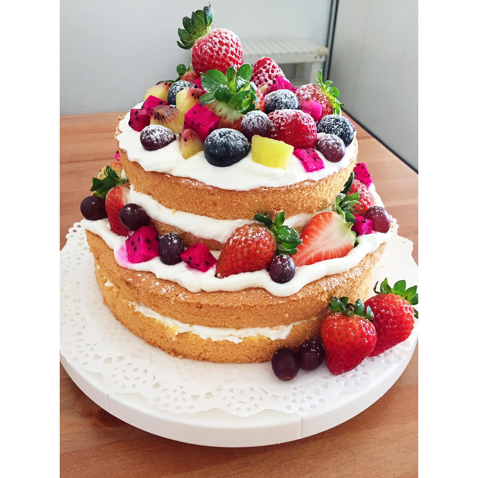 圣诞“裸蛋糕”