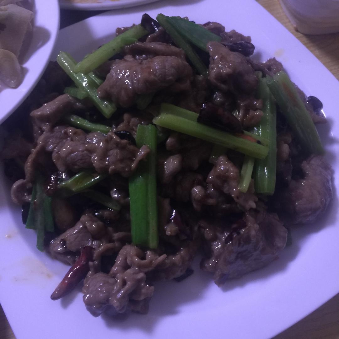 爆炒牛肉