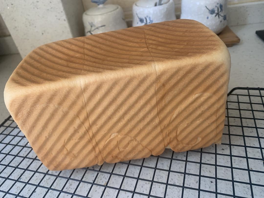 吐司，奶香手撕面包，超级香浓